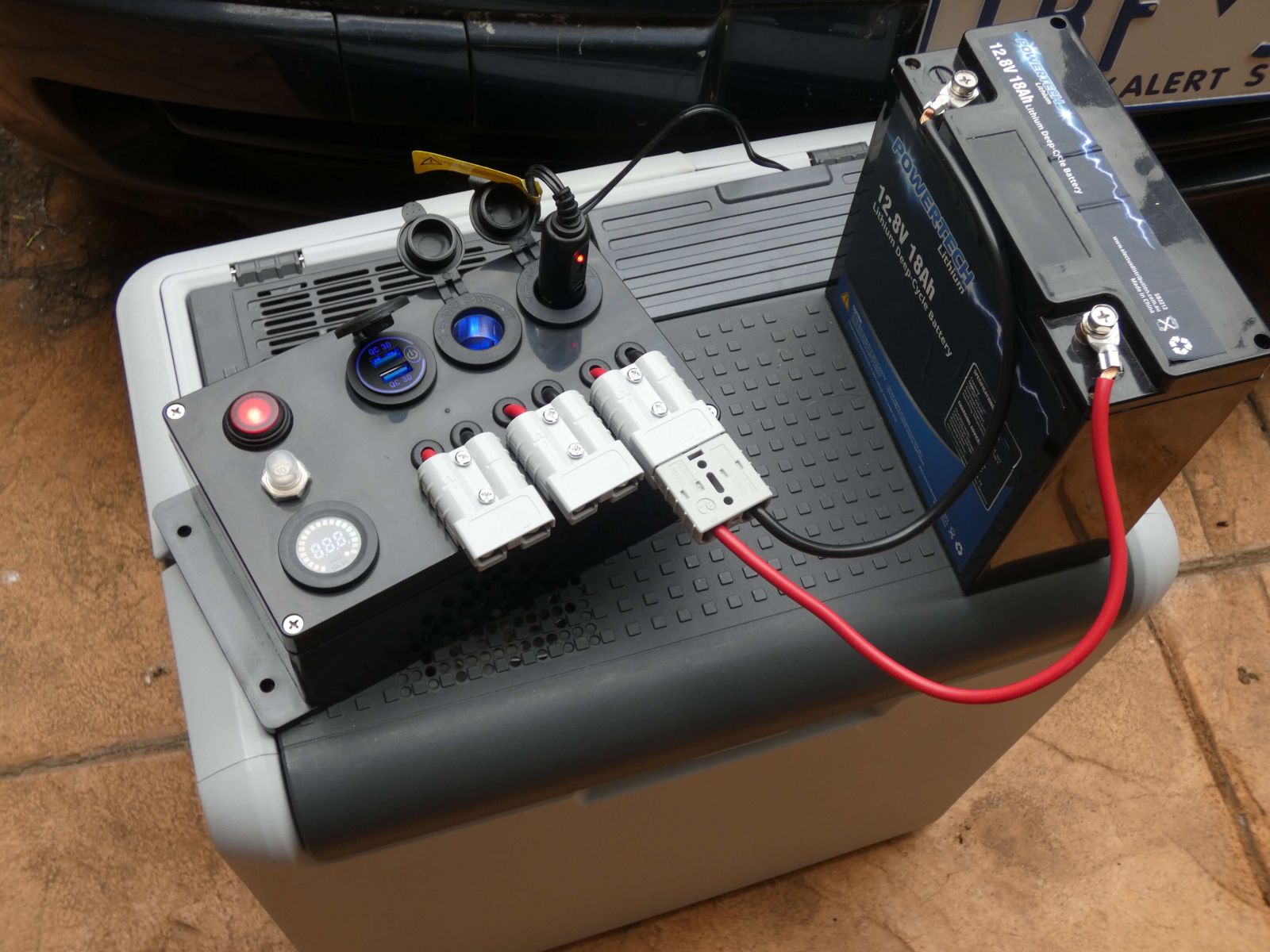 12V control box, 12V connection box